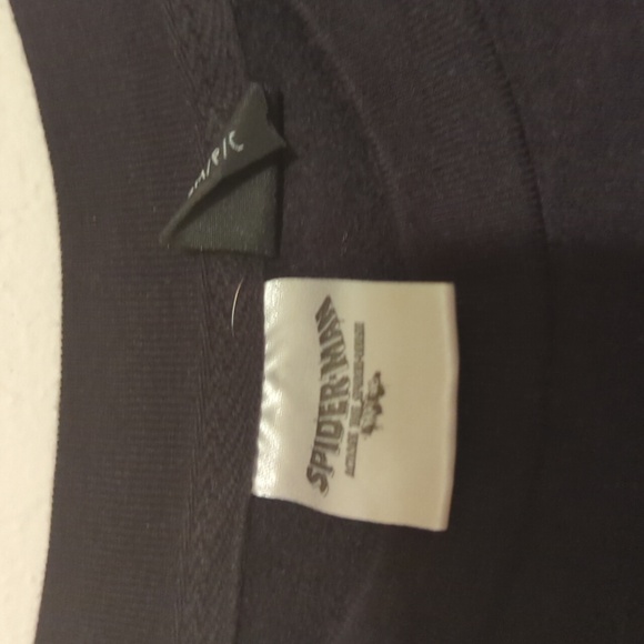 Spiderman black sweater size small - Picture 6 of 7